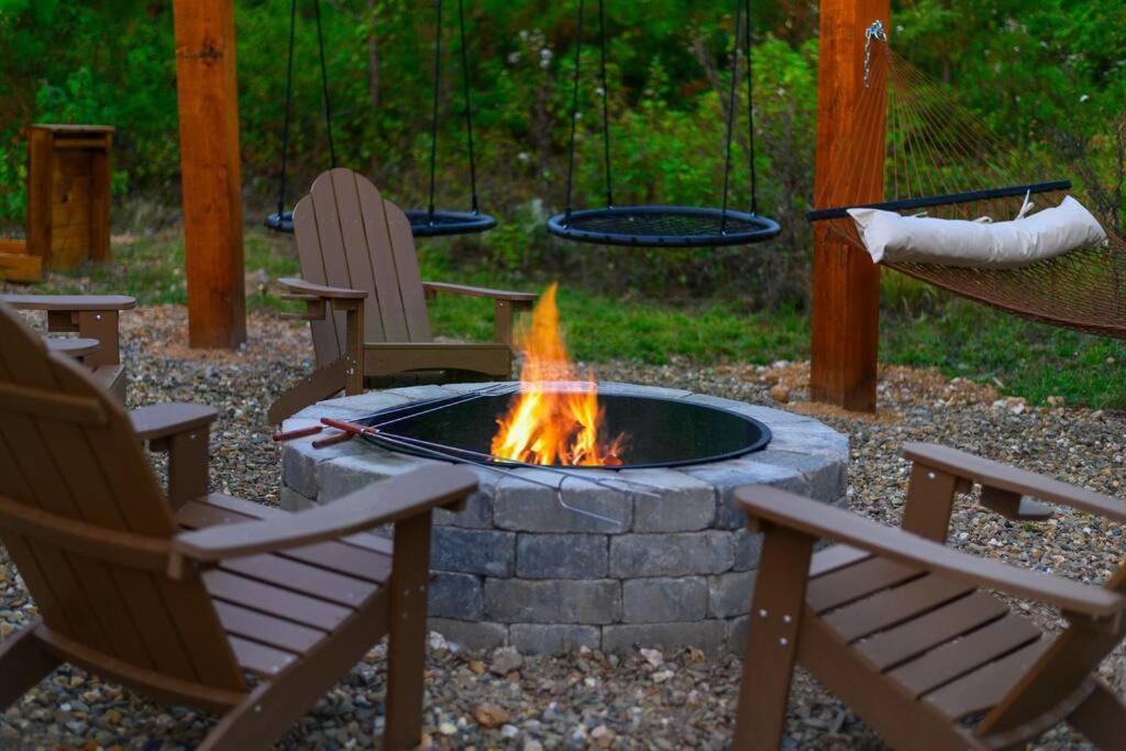 Under The Stars - Secluded, Hot Tub, Firepit, Games Villa Broken Bow Eksteriør bilde