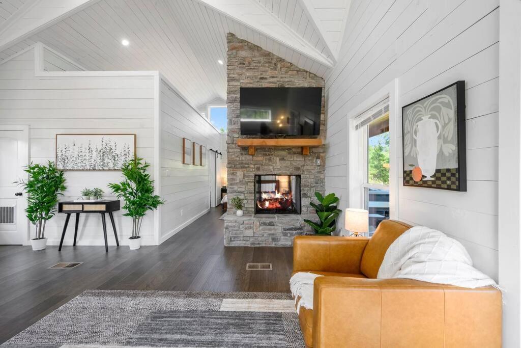 Under The Stars - Secluded, Hot Tub, Firepit, Games Villa Broken Bow Eksteriør bilde